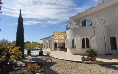 Charming and comfortable villa in Santa Clara.